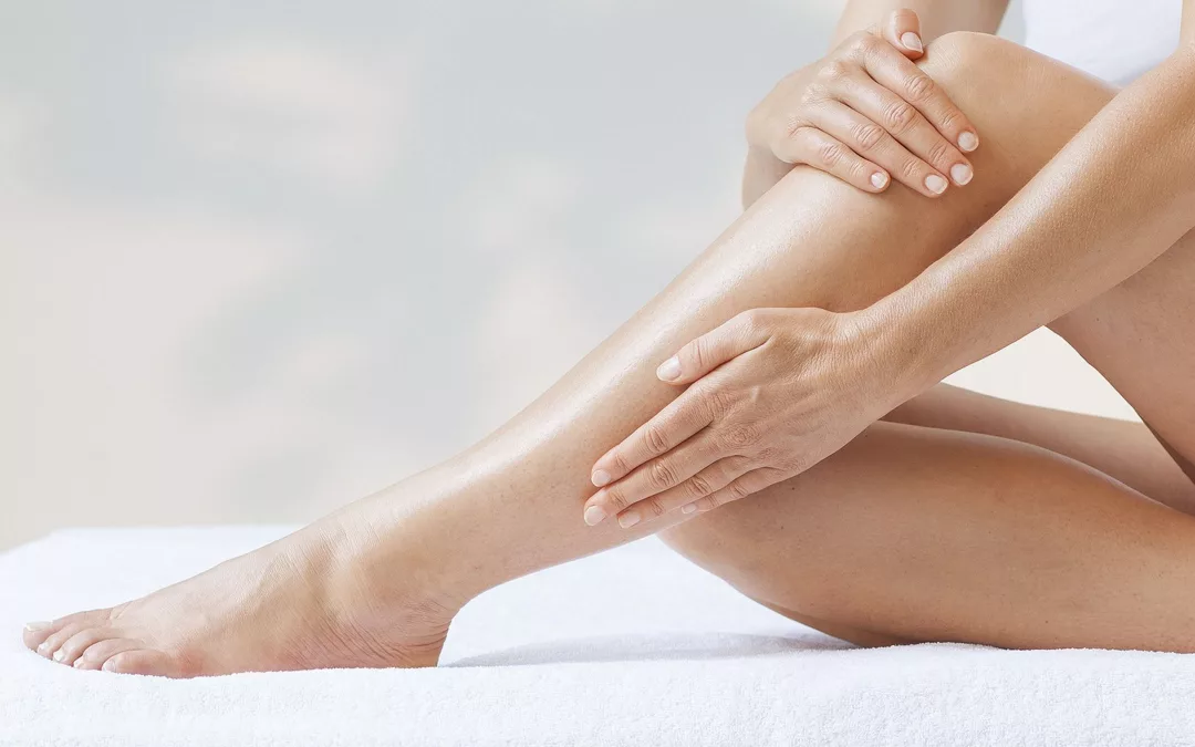 Comprendre le phénomène des jambes lourdes (début grossesse)