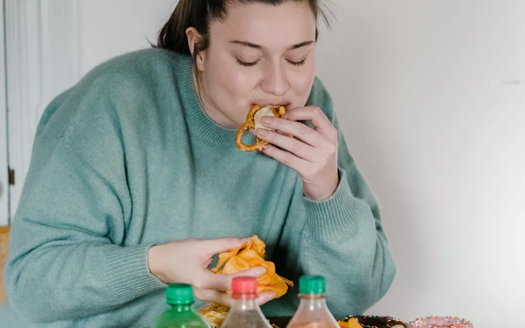 Mieux gérer la faim émotionnelle pour perdre du poids durablement