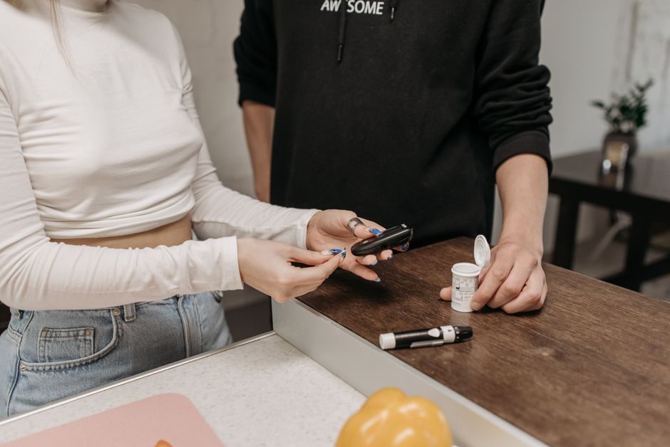Les Hormones qui Contrôlent la Faim : Comprendre le Système de Régulation de l’Appétit Les Hormones qui Contrôlent la Faim : Comprendre le Système de Régulation de l'Appétit – consultation nutritionniste
